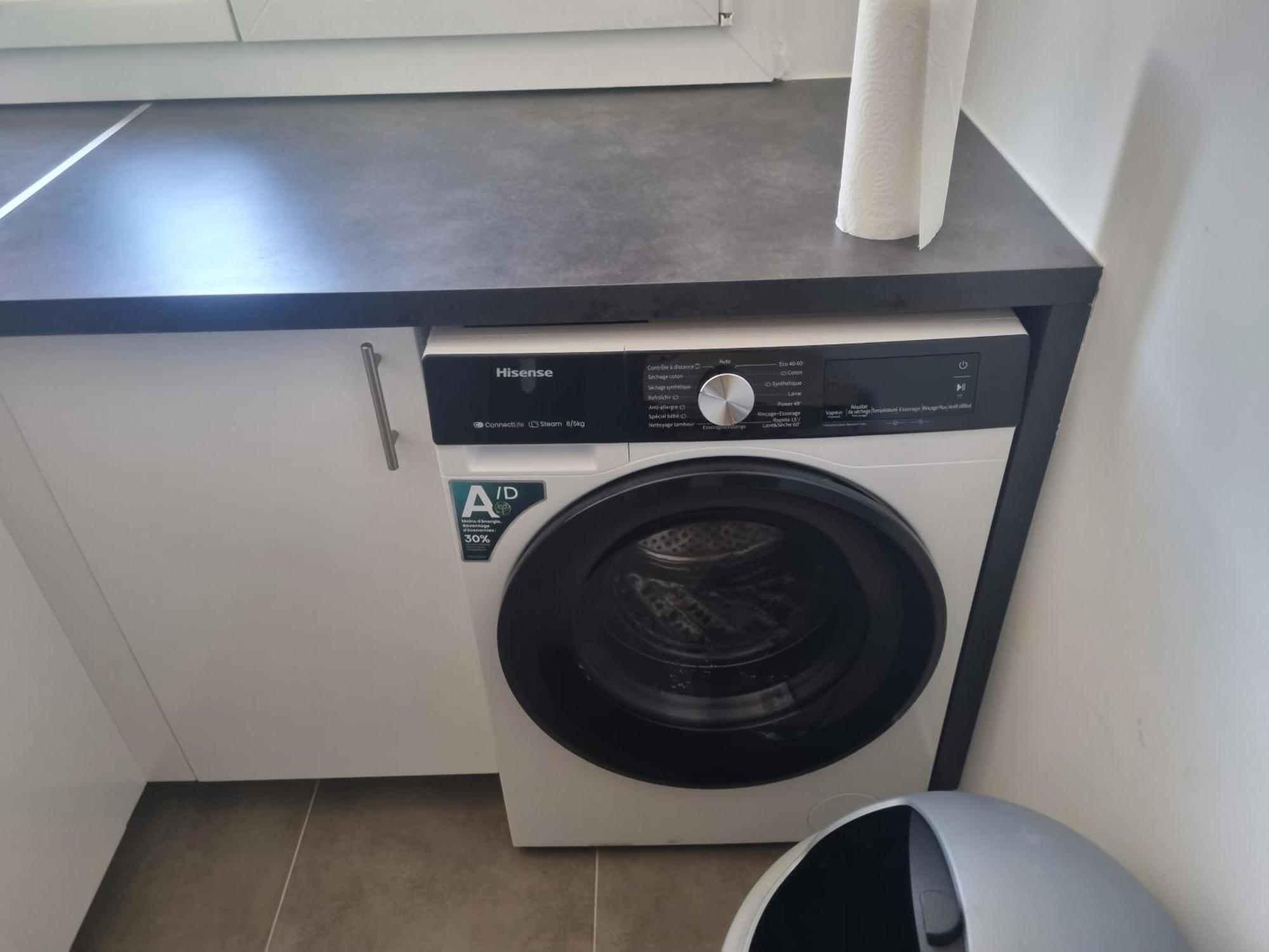 Chambre Privative Renove 2024, Climatisation, Tramway Sur Place , 12 Min Centre, 16 Min Plage, Apercu Lateral Mer, 2 Wc Avec 2 Salle De Bain, Private Room Renovated 2024, Air-Conditioned , Tram On Spot, 2 Toilets And 2 Bathrooms Nice Exterior foto